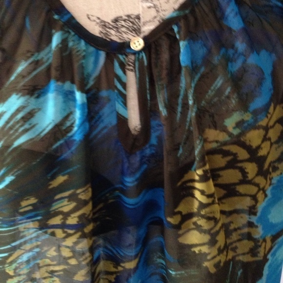 𝅺*IZOD Blue Hi Lo Sheer Top L - Picture 2 of 4